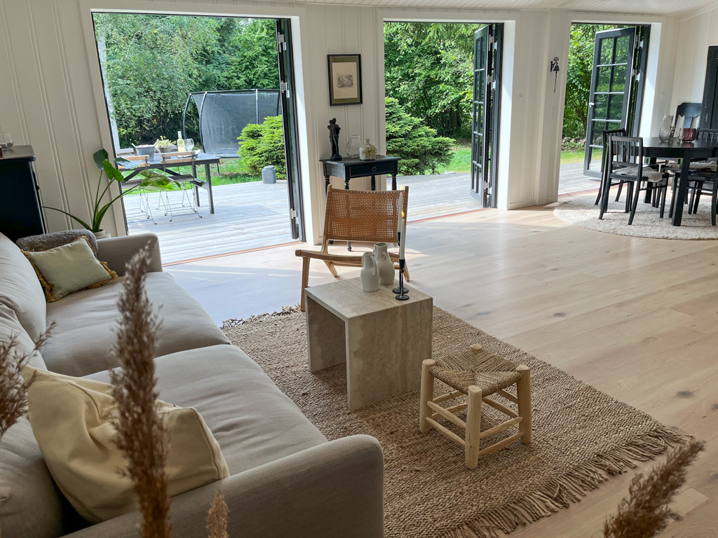 The-Guesthouse-Dronningmølle-19 Udsigt til haven The Guesthouse